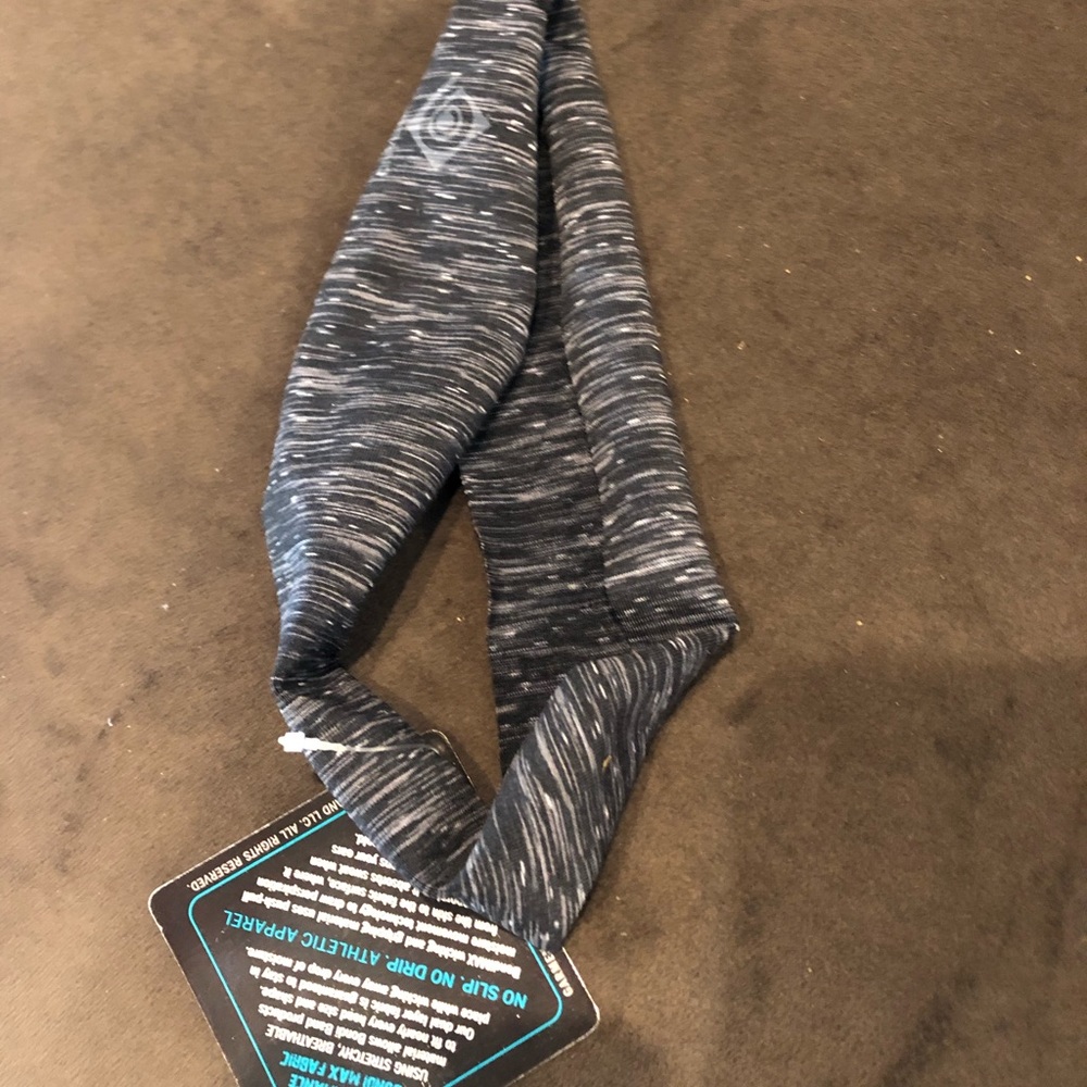 NWT Bondiband wicking black heather